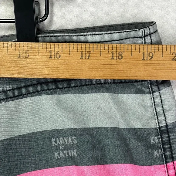 VTG Kanvas by Katin Boardshorts Mens 38 Grey Striped Baggy Loose Long 23" Surf